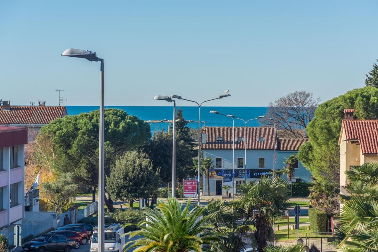 Apartment Complex Iris Porec Exterior photo